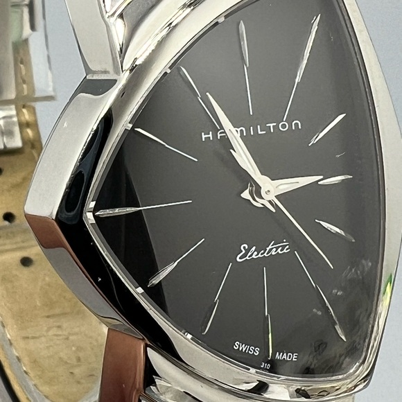 Hamilton Ventura H244510 50th Anniversary Limited Edition Watch - Picture 7 of 16